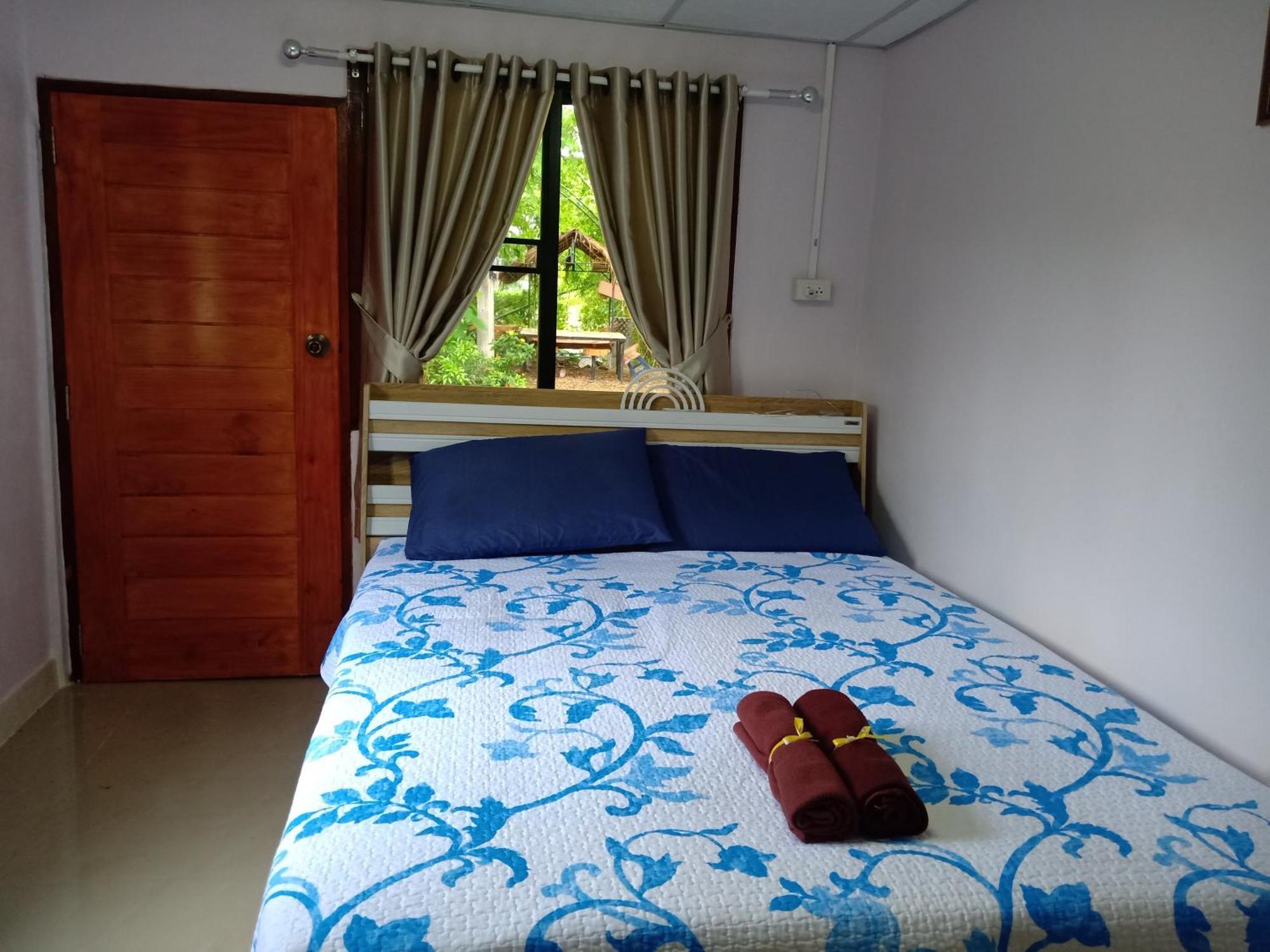 เฮือนน้ำน่าน House By The River Nan Uttaradit Exterior photo