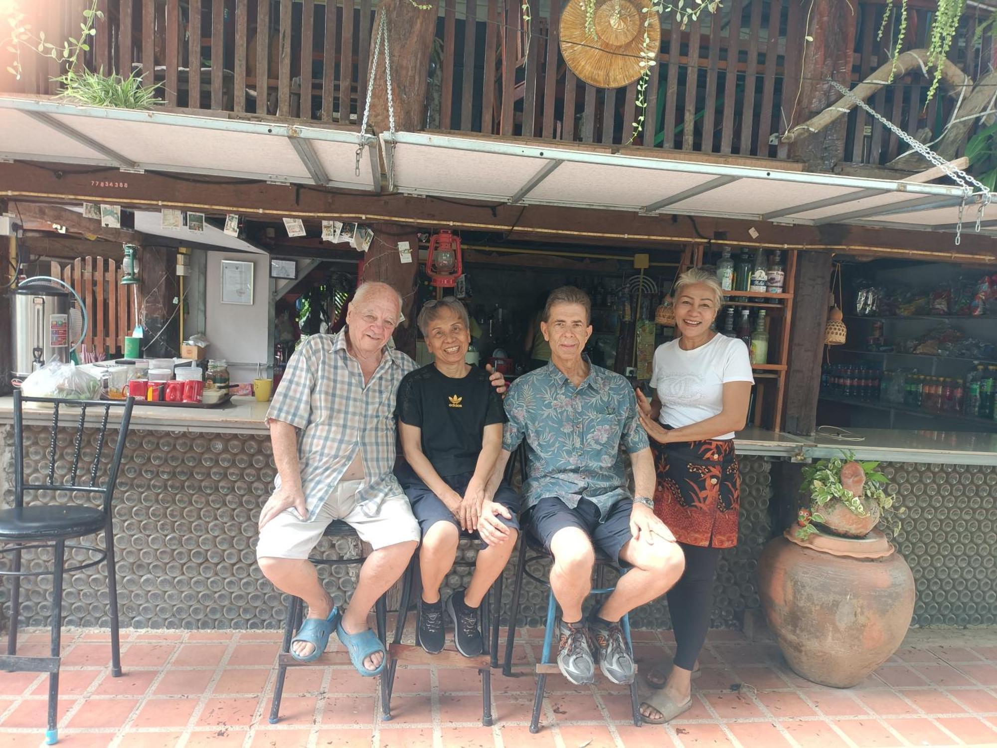 เฮือนน้ำน่าน House By The River Nan Uttaradit Exterior photo